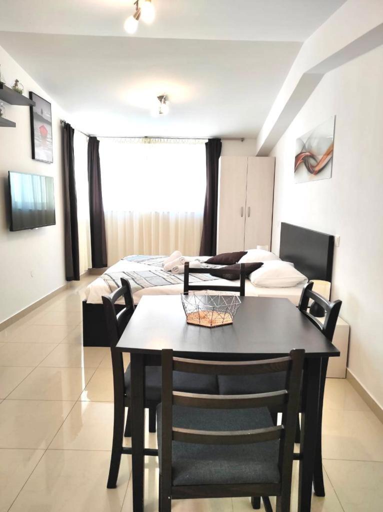 Piazza Square City Top Centre Apartments Split Exterior photo