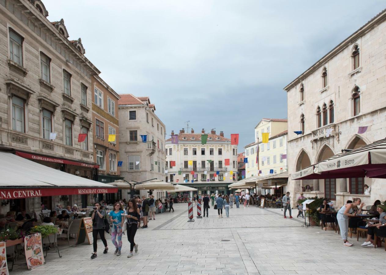 Piazza Square City Top Centre Apartments Split Exterior photo